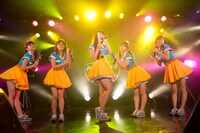 PASSPO☆ COUNT UP Tour 2014 中編「めざせ高度10,000超え 私たちなんてったってアイドル」第1部フライトの様子。