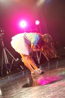 フライトの最後にパッセンジャーへ改めてお辞儀をする根岸愛。