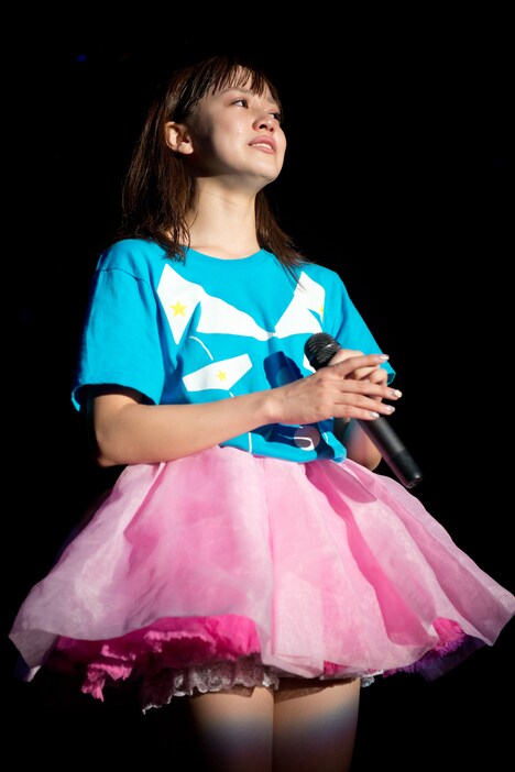 グループからの卒業を発表する奥仲麻琴。