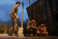 「女神様が見ている」公演の模様。