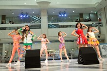 Chu-Zによるライブの様子。