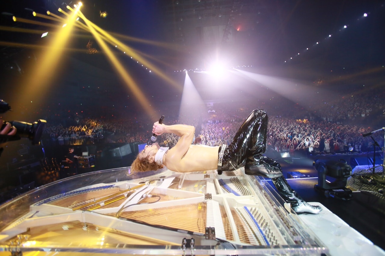 X JAPAN 4年ぶり国内単独「7人で飛び立つ」 - 音楽ナタリー X JAPAN 4年ぶり国内単独「7人で飛び立つ」 - 音楽ナタリー