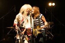 THE 卍 featuring 加納秀人 （撮影：長崎美生）