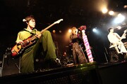 「カスタマイZ FIRST LIVE TOUR 2014 愉快！爽快！全開！大正解！ ～俺らの一気イチYOU!!～」東京・渋谷CLUB QUATTRO公演の様子。