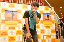 寺岡呼人「Baton」発売記念イベントの様子。