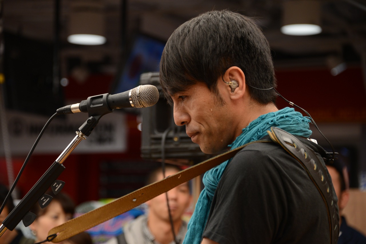 寺岡呼人「Baton」発売記念イベントの様子。