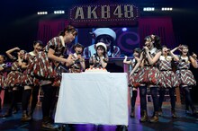 AKB48全国ツアー2014「あなたがいてくれるから～残り27都道府県で会いましょう～」愛知公演の様子。(c)AKS