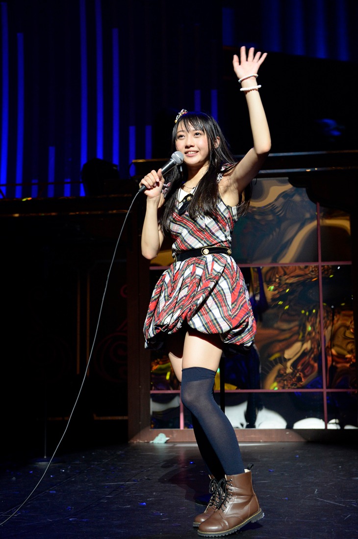 木崎ゆりあ（「崎」のつくりは立に可が正式表記）(c)AKS