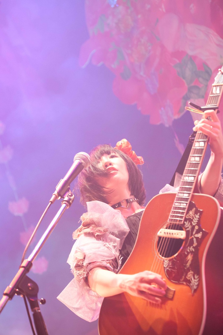 大森靖子「☆2日間で超楽しい地獄をつくる方法☆」初日公演の様子。（Photo by Masayo）