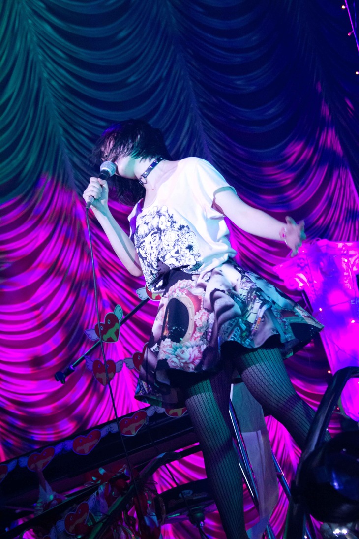 大森靖子「☆2日間で超楽しい地獄をつくる方法☆」2日目公演の様子。（Photo by Masayo）