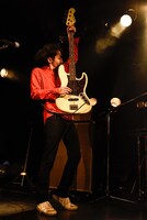 西田裕作（B）（撮影：釘野孝宏）