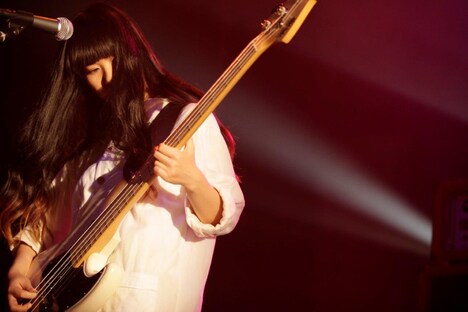 345（Vo, B）（撮影：河本悠貴）