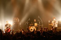 10-FEET（Photo by Tetsuya Yamakawa）