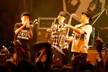 左からTGMX、LOW IQ 01、NARI。（Photo by Tetsuya Yamakawa）