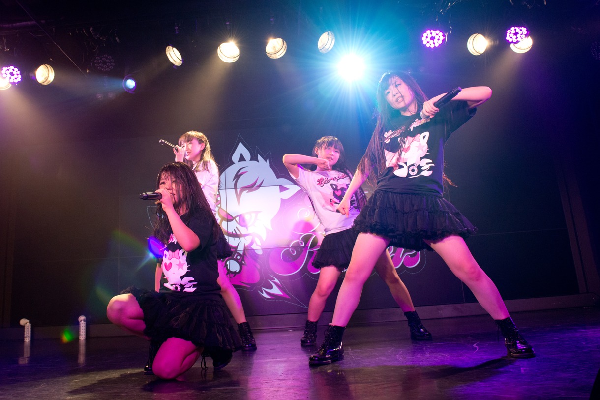 東京ロケッツお披露目公演の様子。