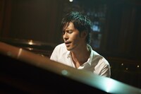 「ビタースウィート～オトナの交差点～」のワンシーン。