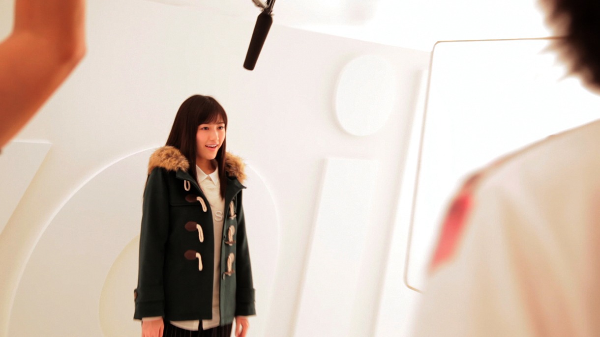 「Avail 2014秋冬 渡辺麻友」メイキングシーン。