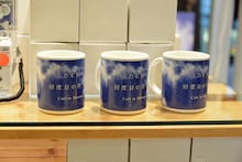 「乃木坂46 何度目の青空か？cafe in 丸の内」店内の様子。