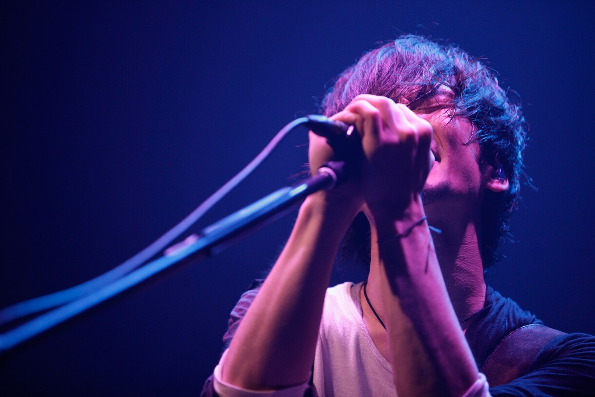 TK（Vo, G）（撮影：河本悠貴）