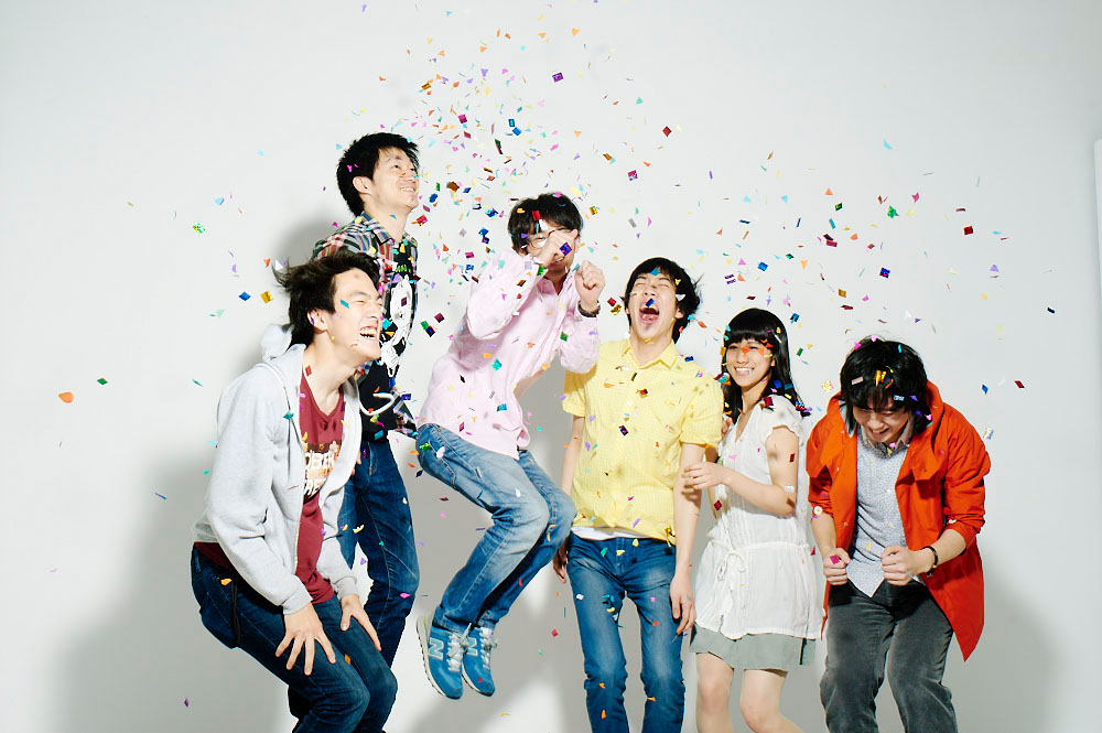 恋する円盤ミニアルバムからPV公開、キラキラ弾けるギターポップ