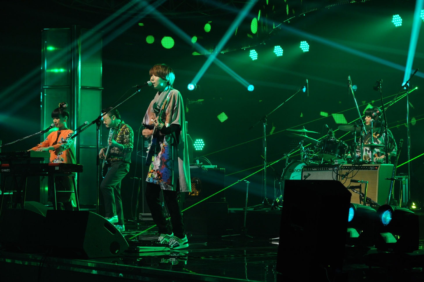 「LIVE MONSTER」でのスタジオライブの様子。(c)日本テレビ