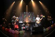 Czecho No Republic「MANTLE TOUR ～2014年宇宙の旅～」東京・赤坂BLITZ公演の様子。