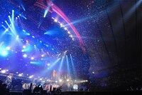 今週の人気画像2位は「セカオワ、ももクロ、ゆずドリフェス初日盛況」より、SEKAI NO OWARI。