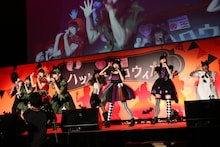 私立恵比寿中学ミニライブの様子。