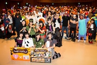 「サークルKサンクス ハロウィン新商品発表 ハロウィンだよ！全員着用～！！“ハロウィンパーティミニライブ”」の様子。