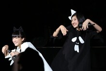 左から中山莉子、小林歌穂。