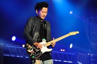 新藤晴一（ポルノグラフィティ）