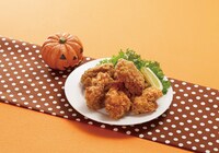 新商品の「鶏からあげ（本醸造醤油仕立て）」。