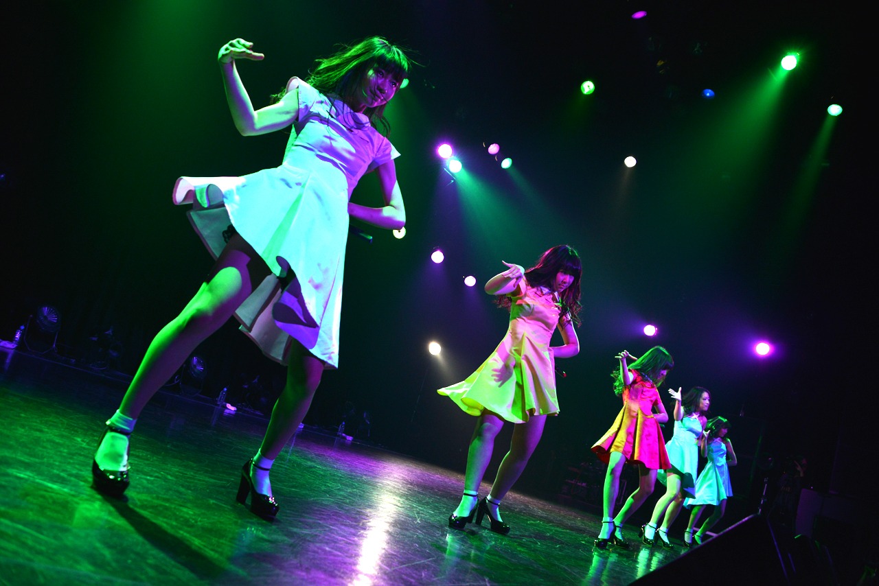 「東京女子流 TGS Discography in October（4th Album「Killing Me Softly」より）」の様子。