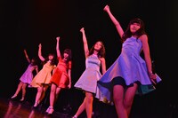 「東京女子流 TGS Discography in October（4th Album「Killing Me Softly」より）」の様子。