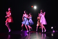 「東京女子流 TGS Discography in October（4th Album「Killing Me Softly」より）」の様子。