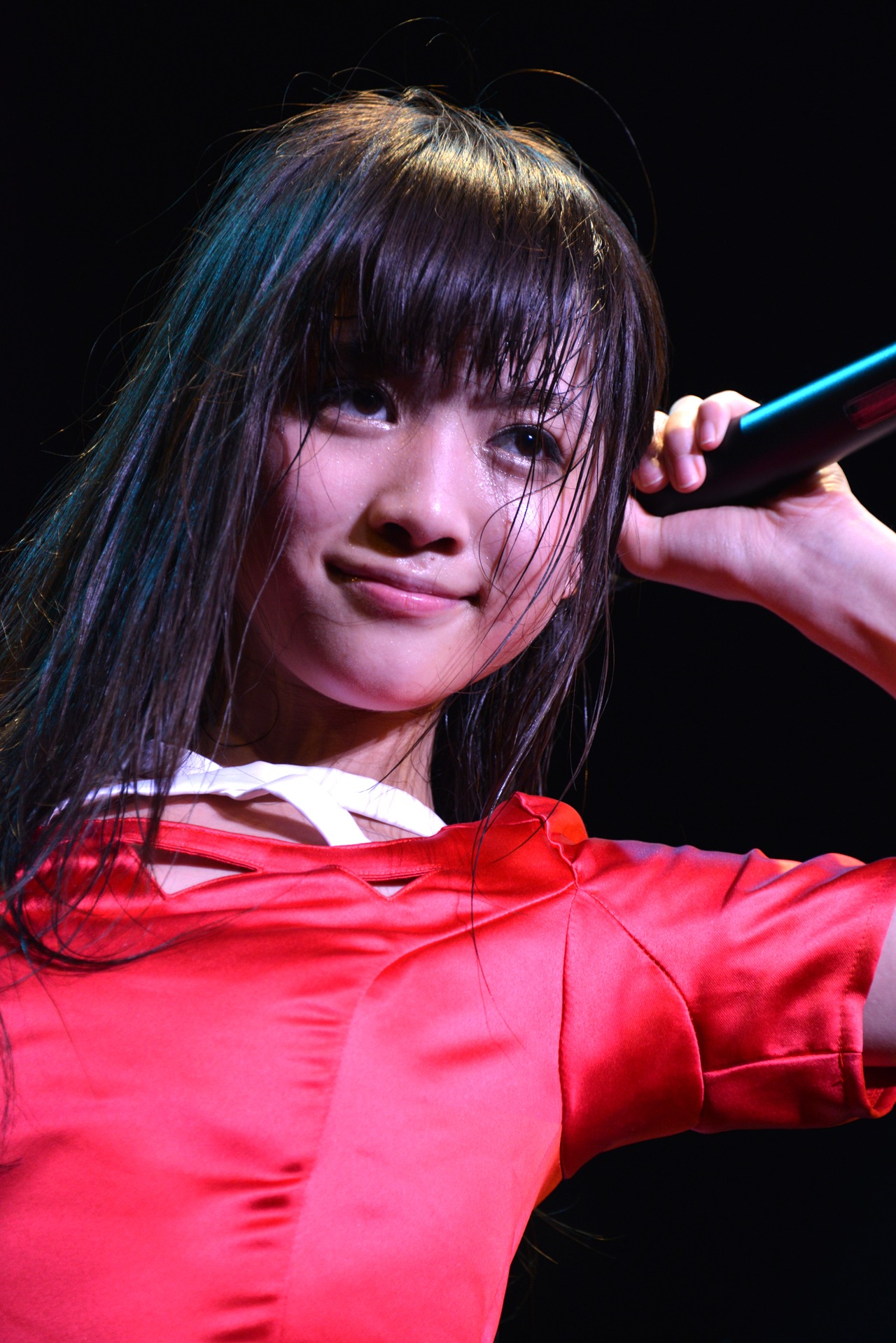 新井ひとみ