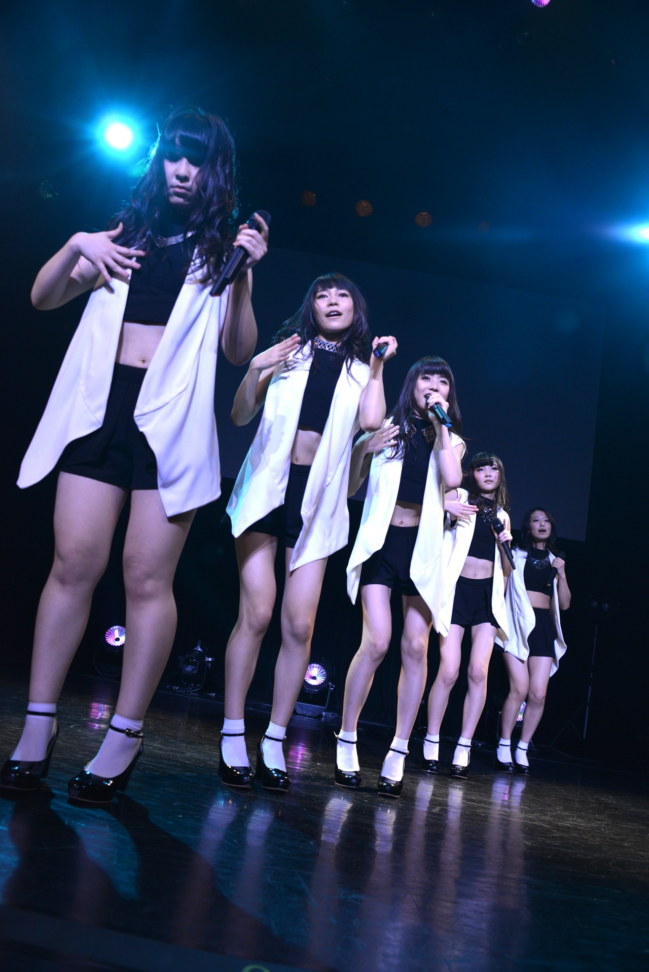 「東京女子流 HARDBOILED NIGHT 第4夜『Farewell, My Lovely さらば愛しき女よ』」の様子。