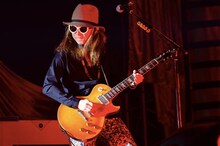 三輪テツヤ（スピッツ）