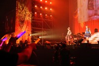 「チクタク」をカバーする今井麻美と釘宮理恵。