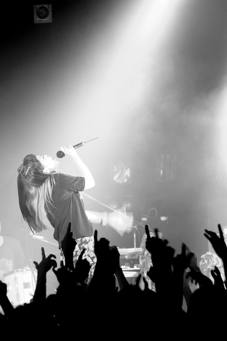 UKI（Vo）（Photo by Takanori Tsukiji[STARSERVERCLUB LLC]）