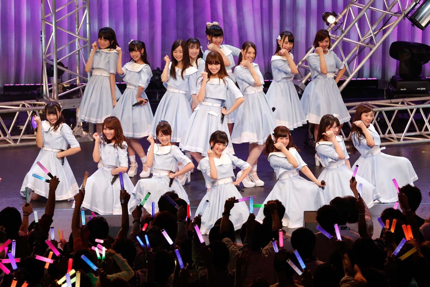 こじ坂46 (c)AKS