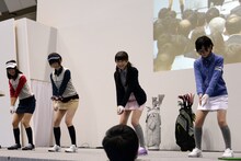 「アイラブル★ゴルフ with 乃木坂46」の様子。