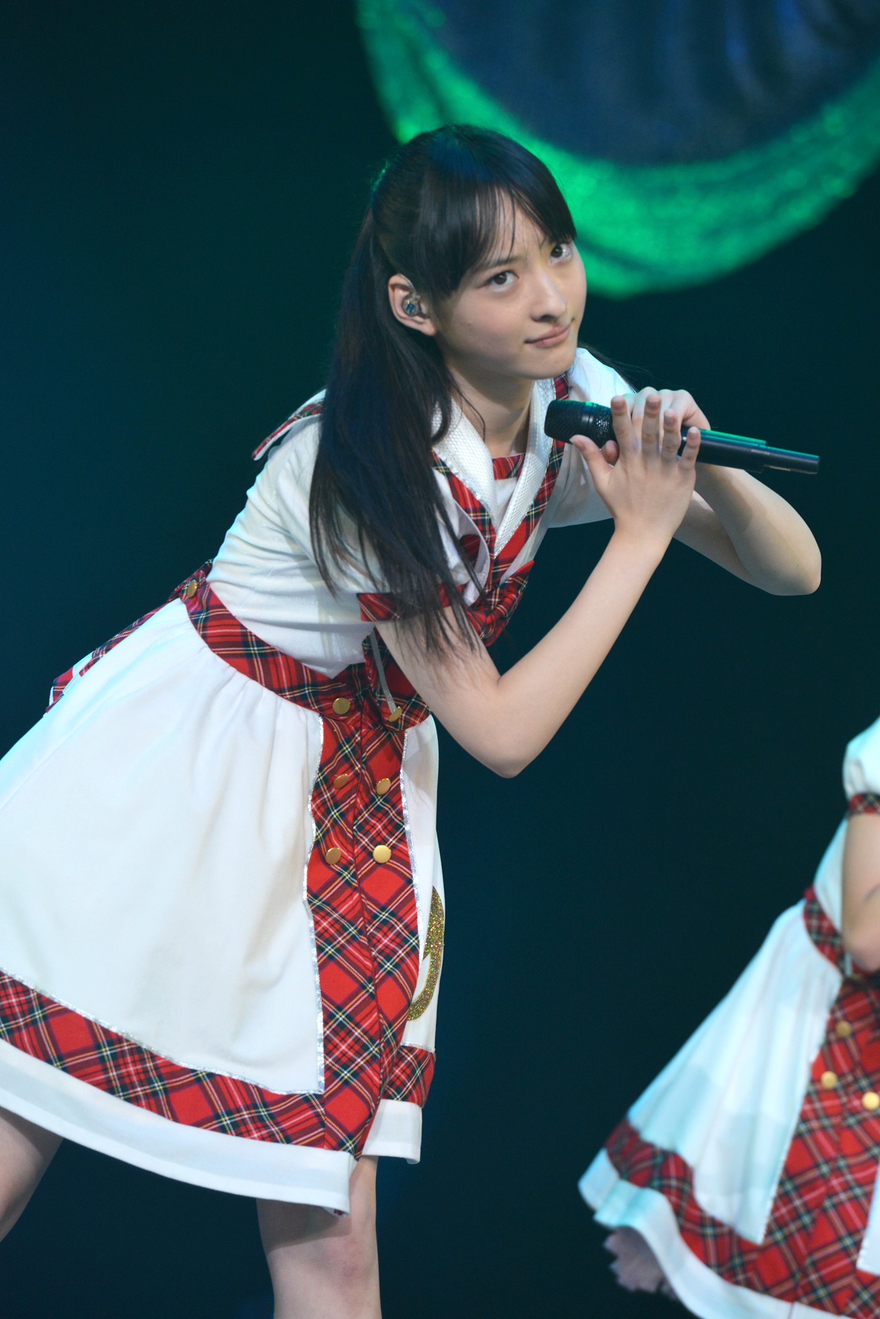 松野莉奈