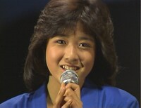 菊池桃子「30th anniversary 菊池桃子 in トップテン -日本テレビ秘蔵映像集-」のワンシーン。 (c) NTV