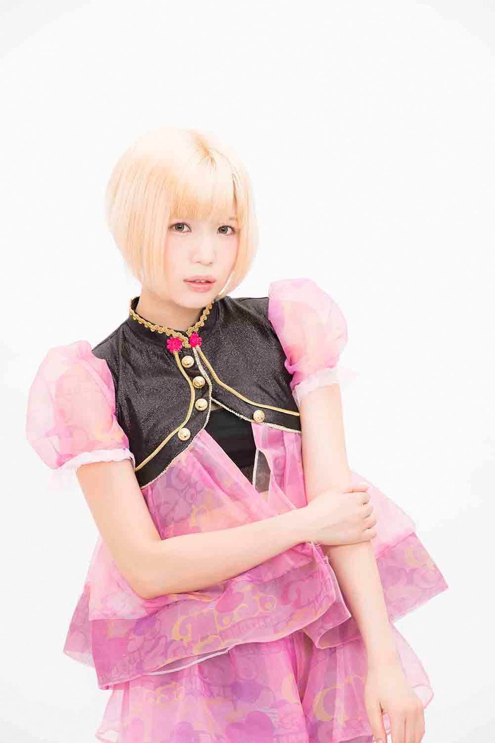 胡桃沢まひる