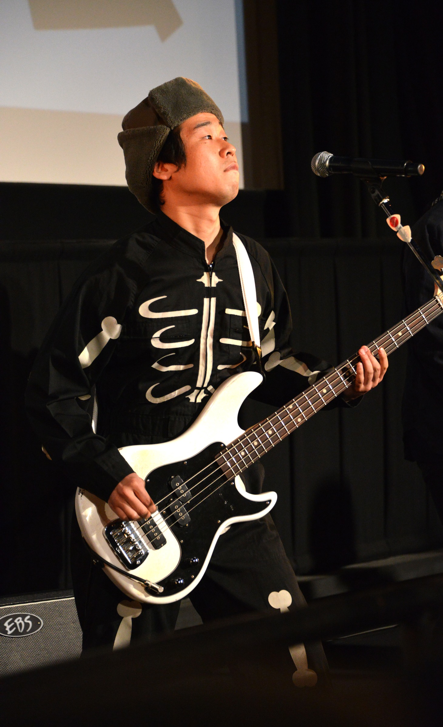 前野朋哉 (c)2014「日々ロック」製作委員会 (c)榎屋克優 / 集英社
