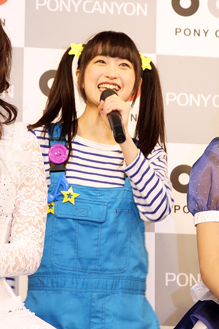 村川梨衣