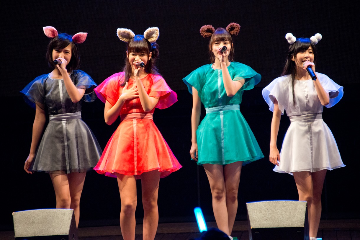 赤マルダッシュ☆「食べて、笑って、生きていく。」CD発売記念イベントの様子。