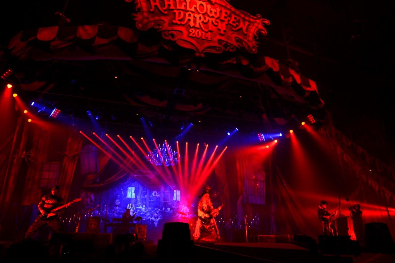 VAMPS（撮影：今元秀明、緒車寿一）