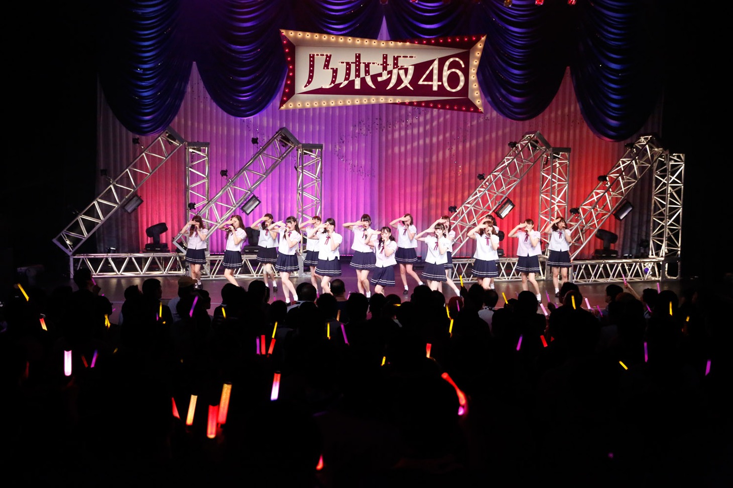 「乃木坂46 アンダーライブ セカンド・シーズン」千秋楽公演の様子。 (c)乃木坂46LLC